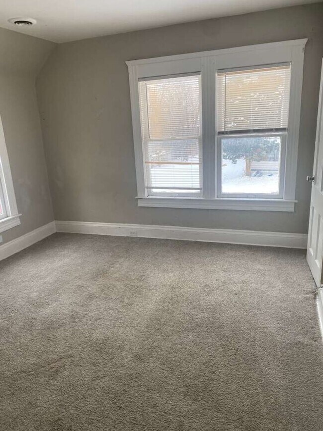 Building Photo - 1974 W 93rd St