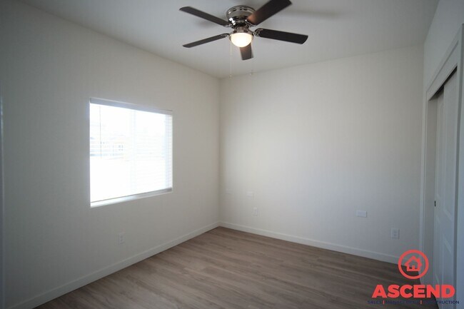 Building Photo - 8300 Grandy St