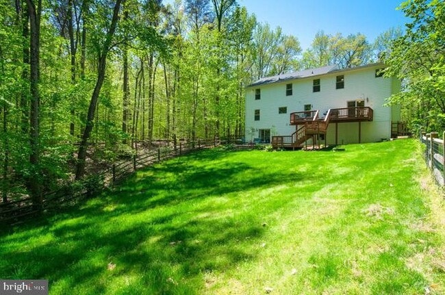 Building Photo - 391 Windermere Dr