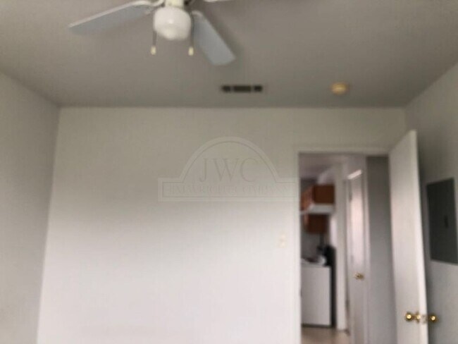 Building Photo - 5704 Redstone Dr