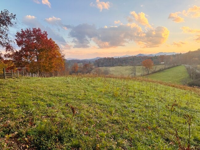 Building Photo - 1510 Graham Rd