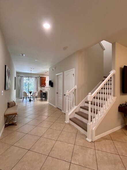 Building Photo - 4338 Fennwood Ct