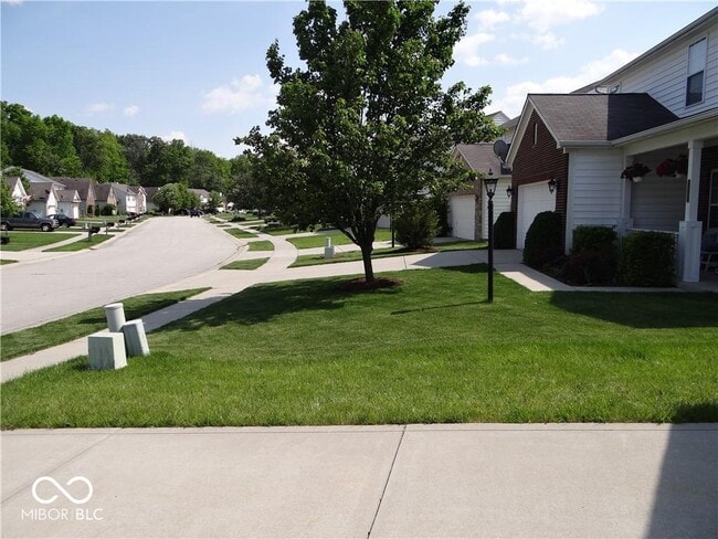 Building Photo - 12302 Sagamore Woods Dr