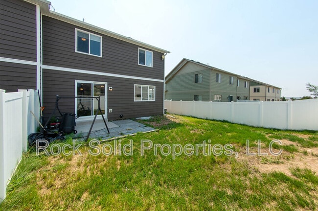 Building Photo - 3766 Saddle Ridge Trail