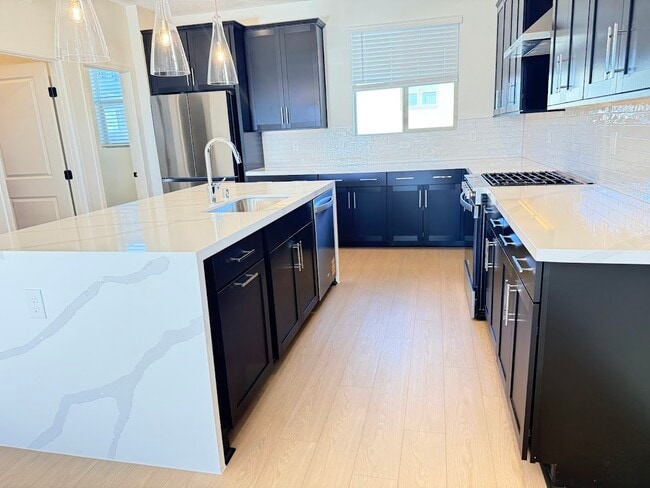 Building Photo - 11737 Stone Curlew Ave