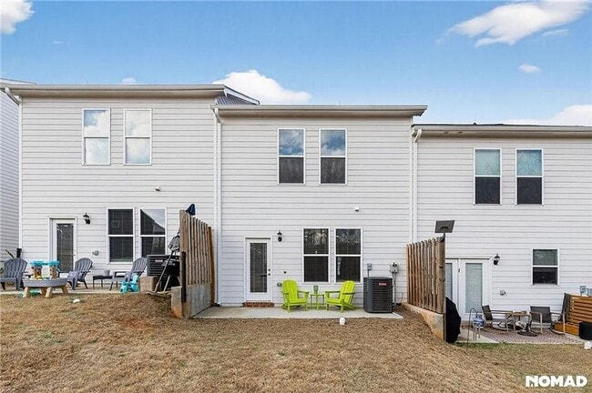 Building Photo - Luxury 3BR Golf Course Townhome in Chimney Oaks – Resort-Style Living