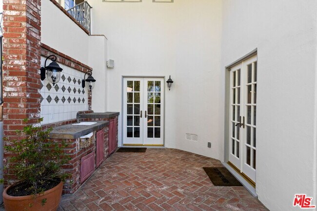 Building Photo - 4548 Ellenboro Way