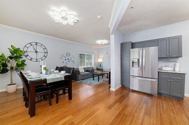 Building Photo - 5119 Avenue O 1/2