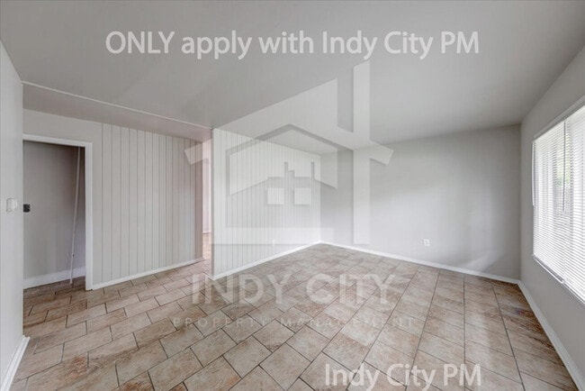 Building Photo - 3232 Normandy Rd