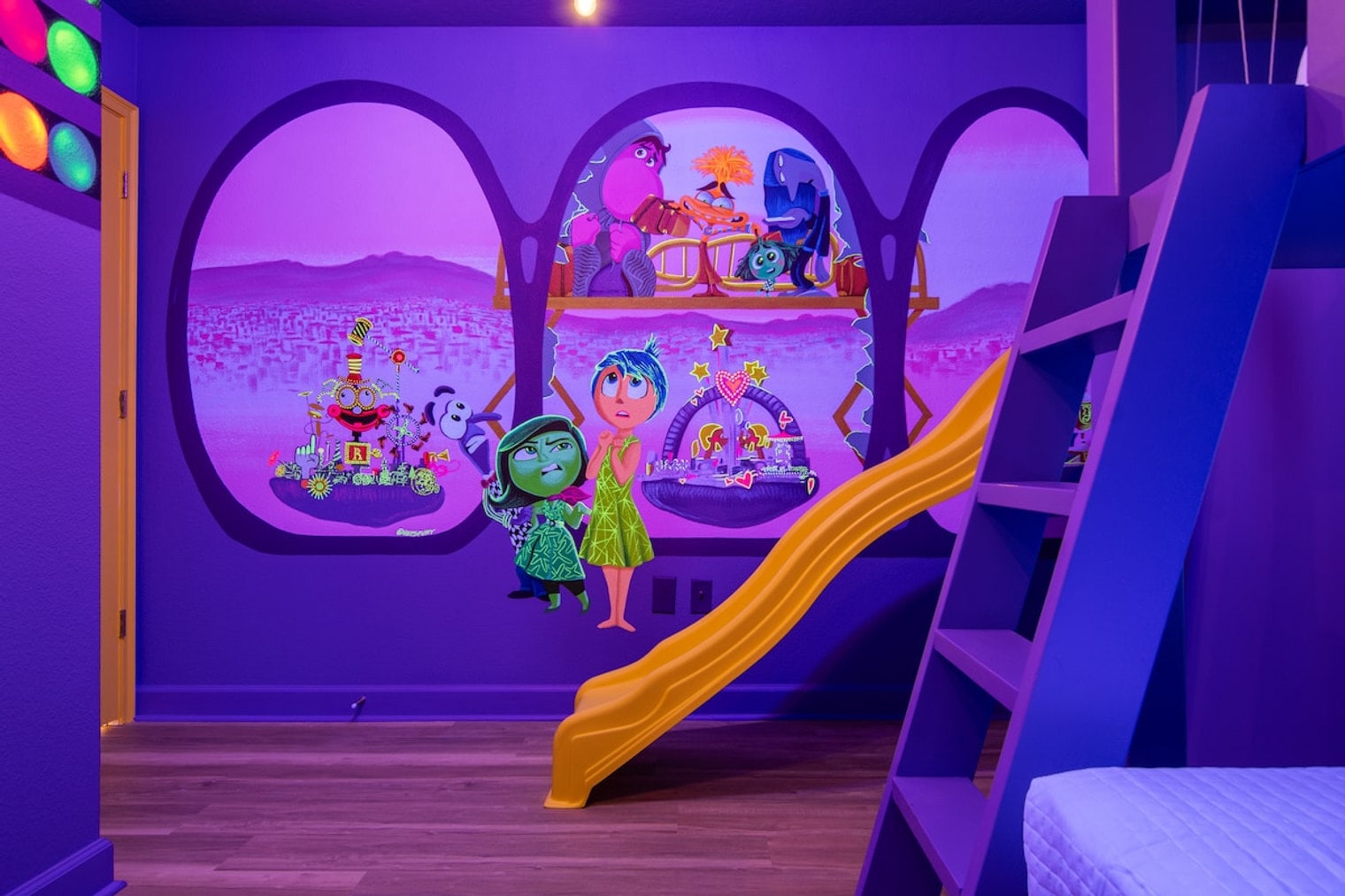 Building Photo - 2967 Fable St