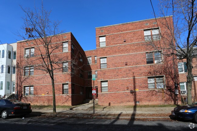 Building Photo - The Gaelle at Brookland