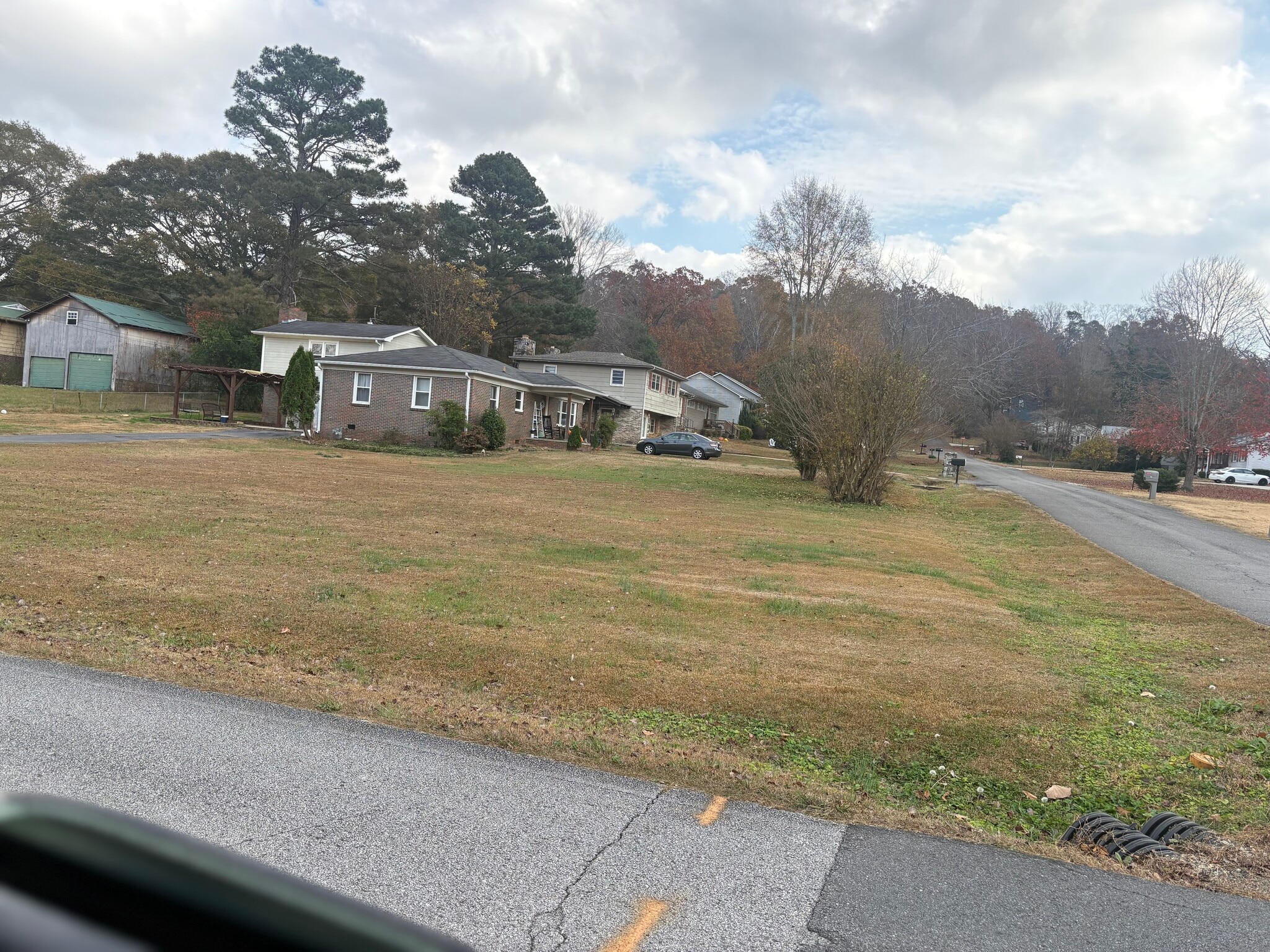 Building Photo - 21 Pine St