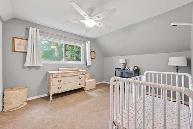 Building Photo - 2609 Friar Tuck Ln