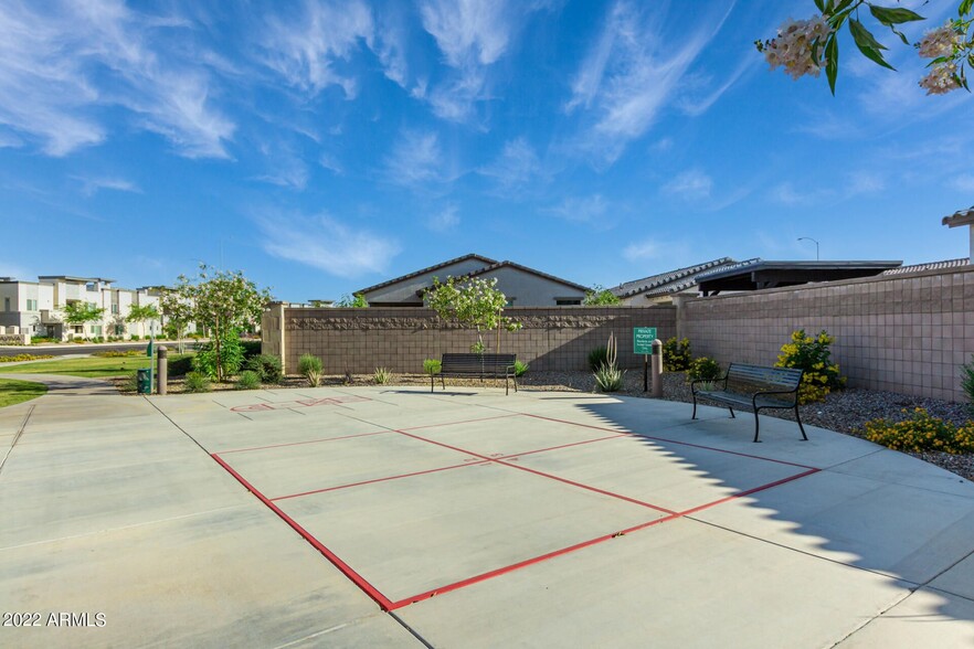 Building Photo - 1863 S 82nd Pl