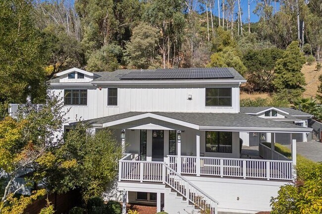 Building Photo - 31 Gold Hill Grde