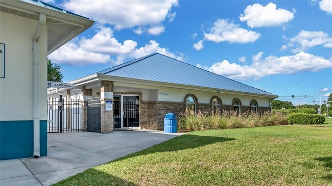 Building Photo - 29135 Rivergate Run