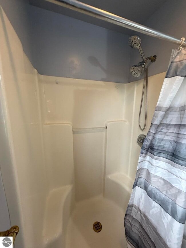 Building Photo - 8334 M-113