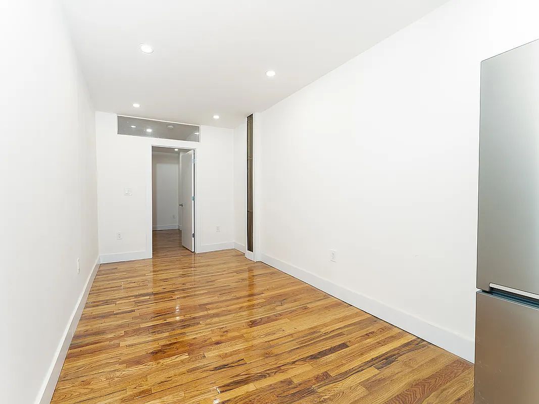 Building Photo - 345 8th Ave