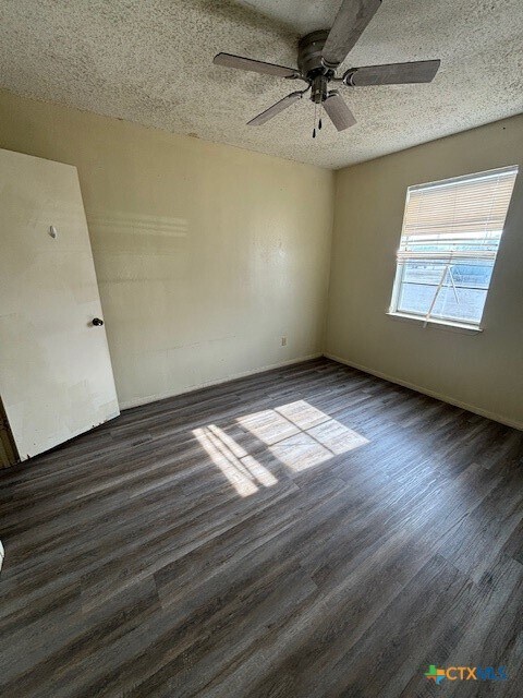 Building Photo - 410 Veterans Ave