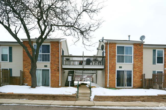 Building Photo - Huntington Club