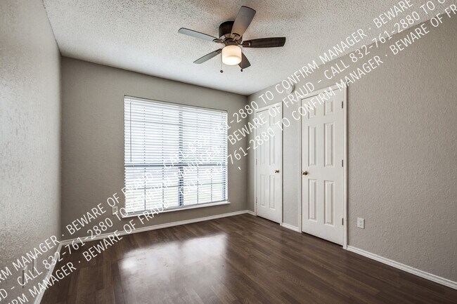 Building Photo - 2729 Dukeswood Dr