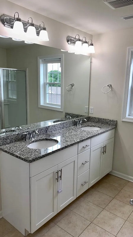 Building Photo - 7 Locust Ln