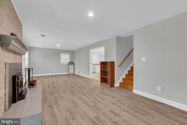 Building Photo - 4314 Argonne Dr