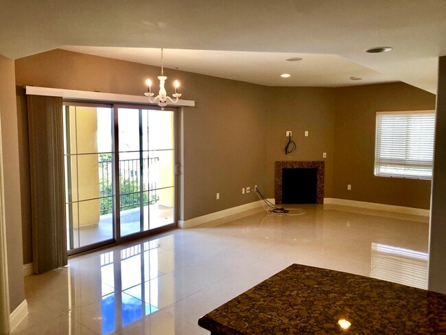 Building Photo - LaSalle Lofts