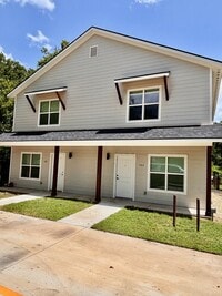 Building Photo - 1136 W Shirley St
