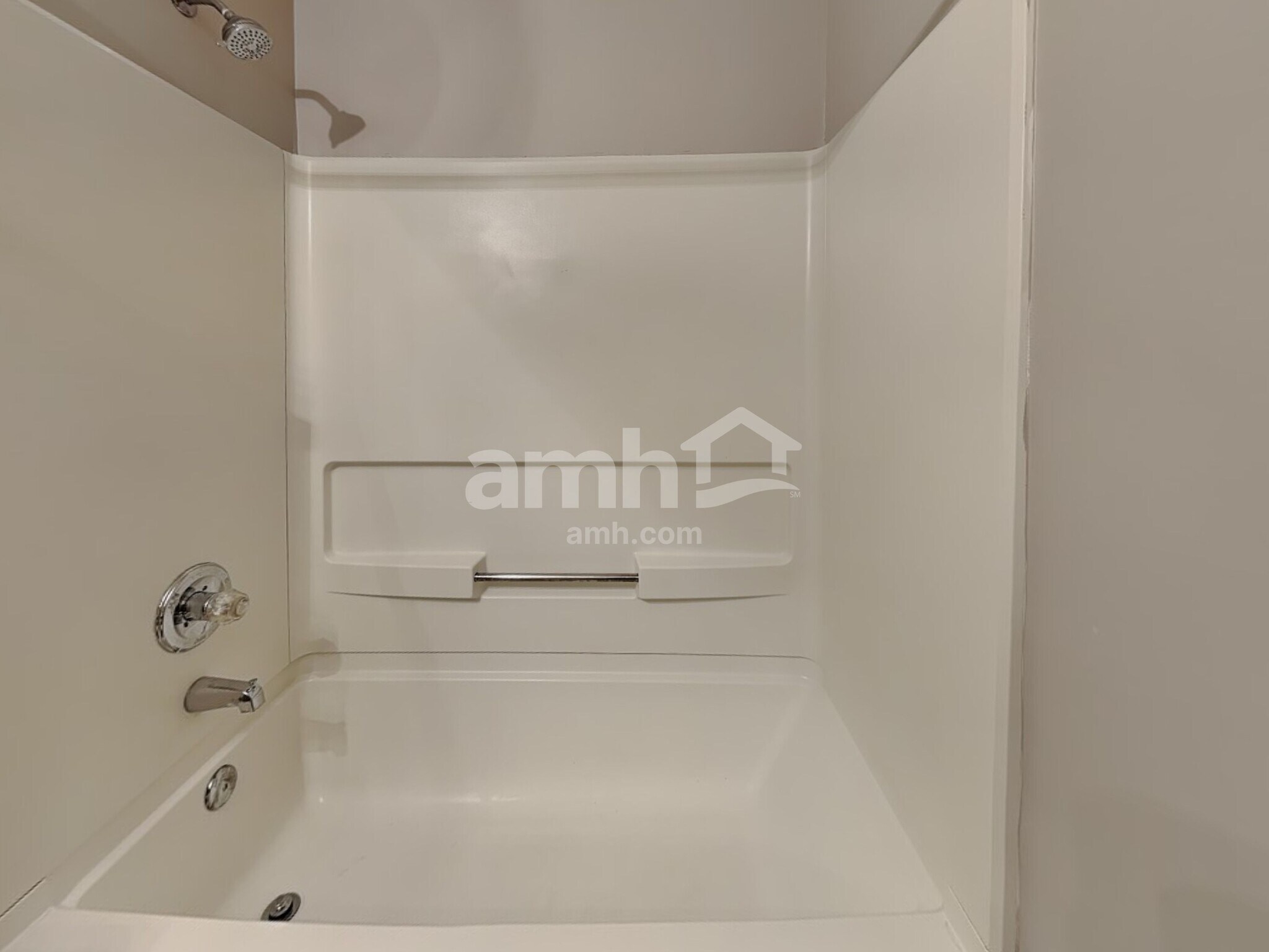 Building Photo - 233 E Cobbler Ct