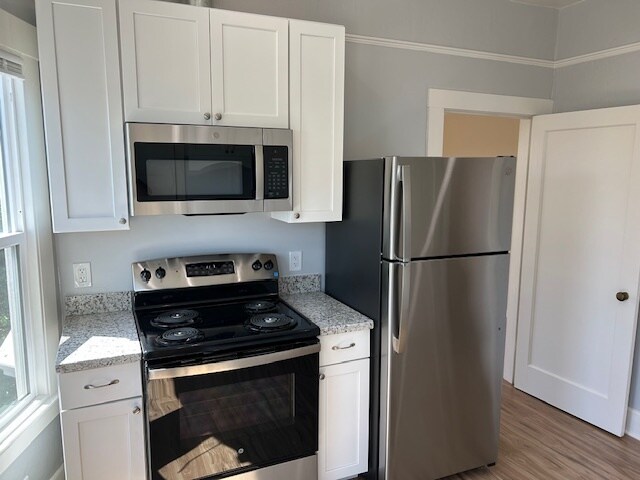 Building Photo - 815 Napa St