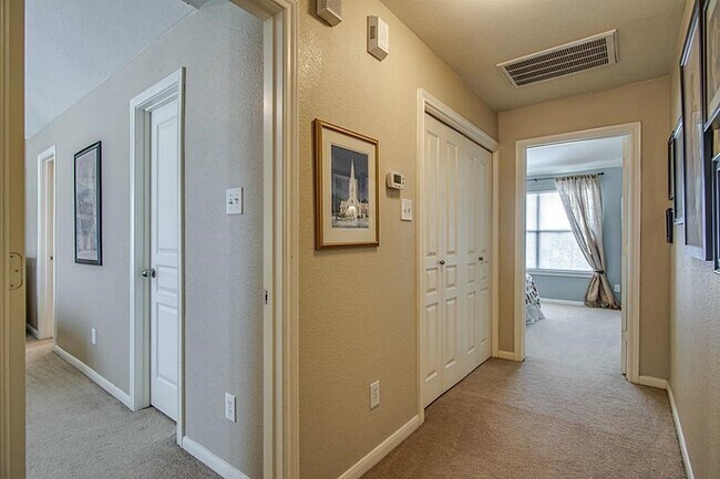 Building Photo - 1618 Grable Cove Ln