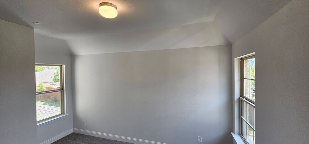 Building Photo - 5960 Bursey Rd