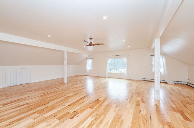 Building Photo - Hilltop Sanctuary Living | Open-Concept 2BR Loft-Style Home | Utilities Included | Barrington, NH