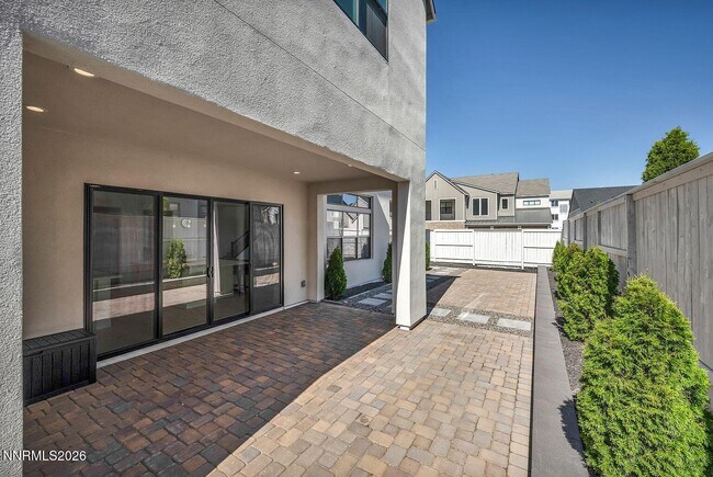 Building Photo - 5445 Side Saddle Trail