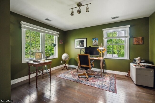 Building Photo - 678 Springfield Ave