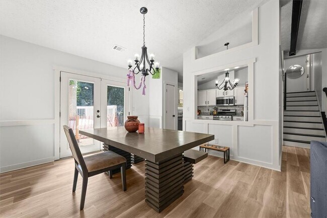 Building Photo - 6338 Stablewood Way