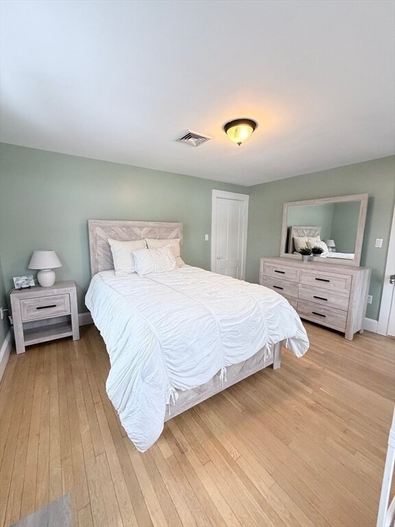 Building Photo - 94 Bolivar St