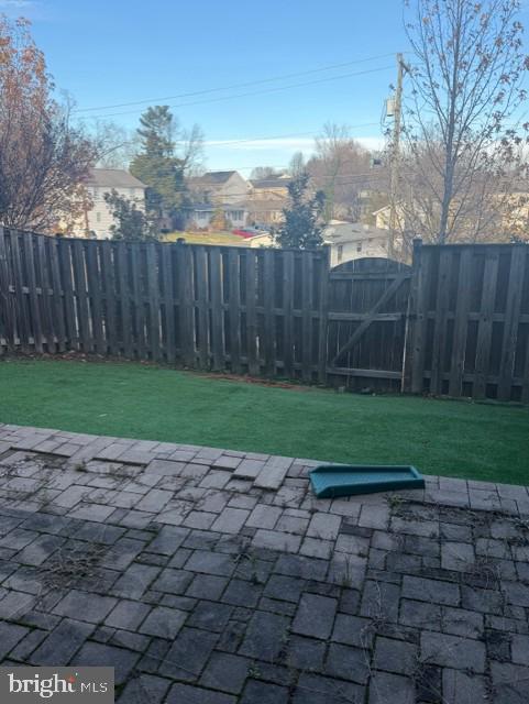 Building Photo - 165 Royal Ct