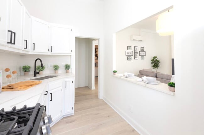 Building Photo - Apartment Units in Mt Vernon!