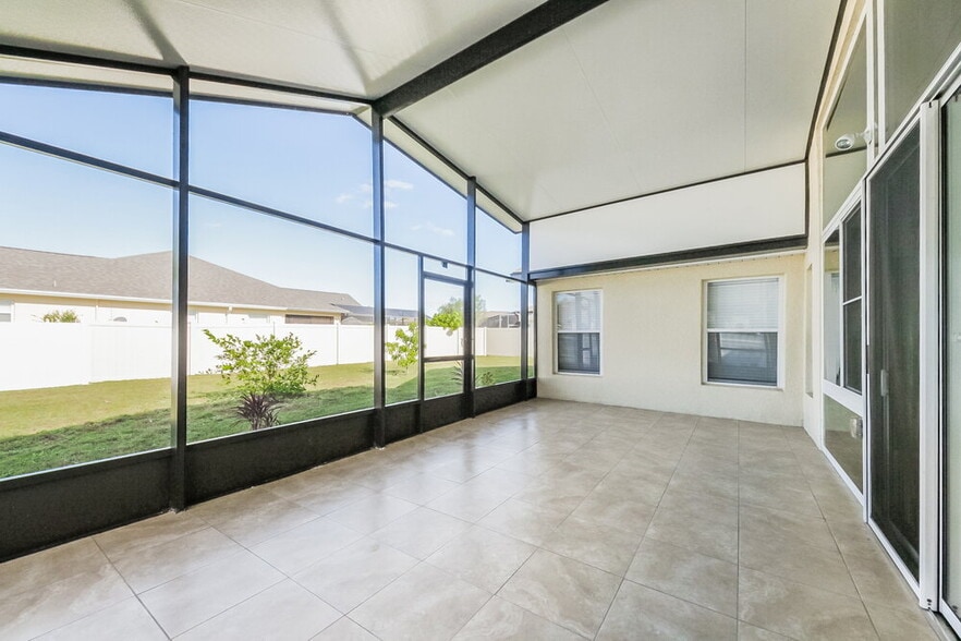 Building Photo - 4660 Huron Bay Cir