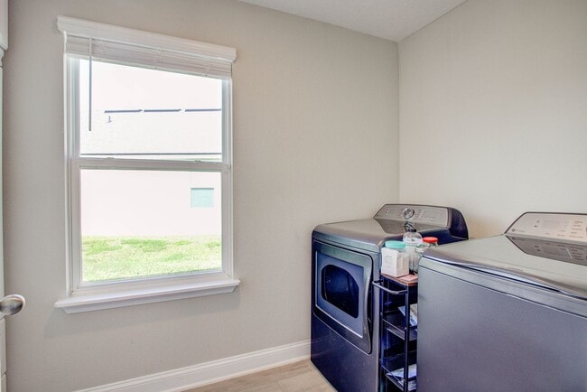 Building Photo - ST. AUGUSTINE HOME FOR RENT!