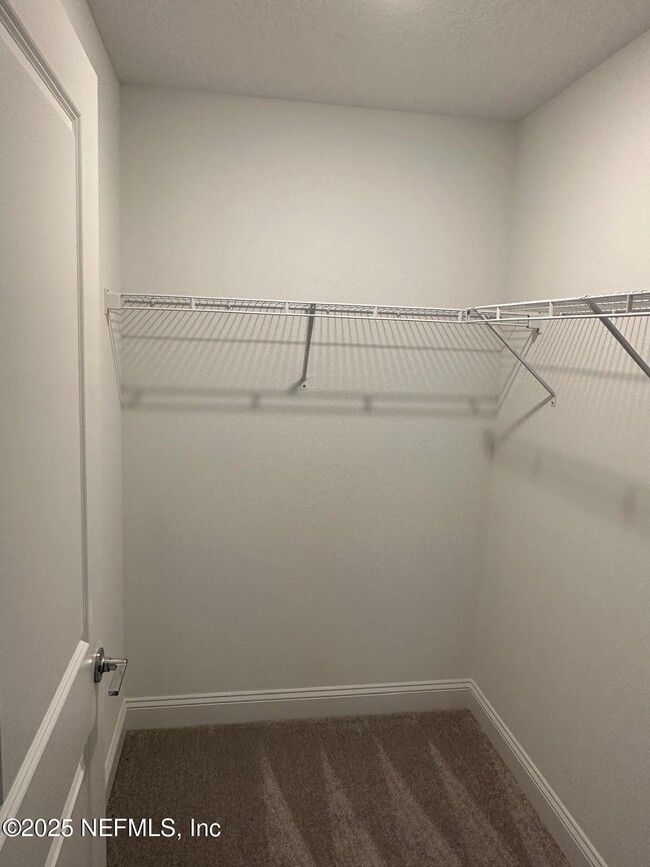 Building Photo - 113 Inkwood Ct