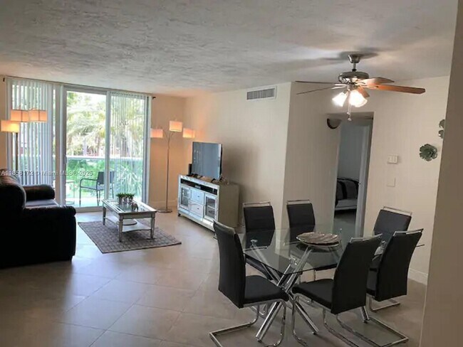 Building Photo - 3801 S Ocean Dr