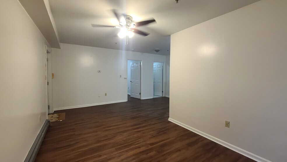 Building Photo - 134 71st St