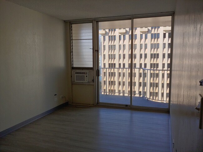 Master bedroom - 1617 Kapiolani Blvd