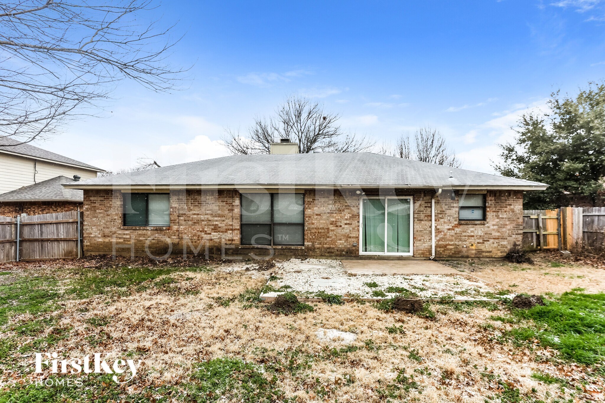 Building Photo - 231 Myrtle Dr