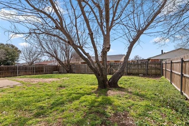 Building Photo - 7573 Big Leaf Ln