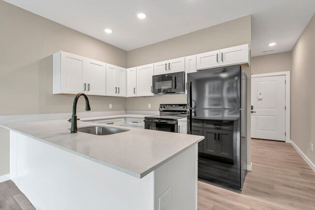 Interior Photo - Willa Mountain Apartments