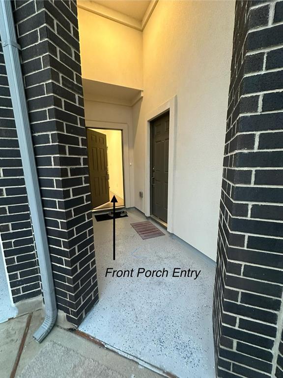 Building Photo - 1320 Pickerel St